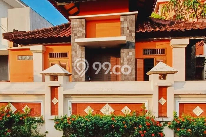 Rumah di Pontianak Kota, Pontianak, LT 871m² LB 600m² Rumah di Pontianak Kota, Pontianak, LT 871m² LB 600m²