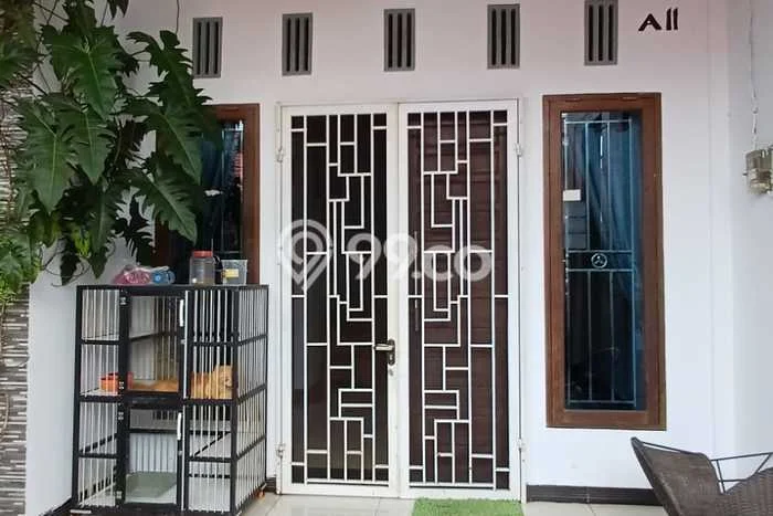 For Sale Rumah 7 Kamar Lokasi Ideal Bagus dan Strategis di Pontianak Tenggara For Sale Rumah 7 Kamar Lokasi Ideal Bagus dan Strategis di Pontianak Tenggara