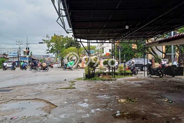 Ruko Dijual di Pontianak Selatan LT 1294m2, LB 726m2 Solusi Investasi Cerdas Ruko Dijual di Pontianak Selatan LT 1294m2, LB 726m2 Solusi Investasi Cerdas