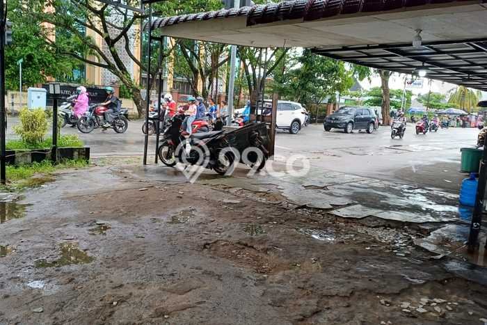 Ruko Dijual di Pontianak Selatan LT 1294m2, LB 726m2 Solusi Investasi Cerdas Ruko Dijual di Pontianak Selatan LT 1294m2, LB 726m2 Solusi Investasi Cerdas
