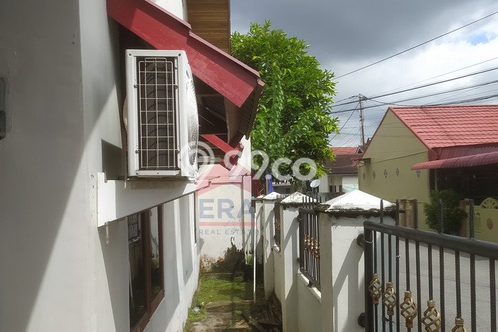 Rumah Modern Minimalis 4 Kamar Siap Huni di Pontianak Kota Rumah Modern Minimalis 4 Kamar Siap Huni di Pontianak Kota