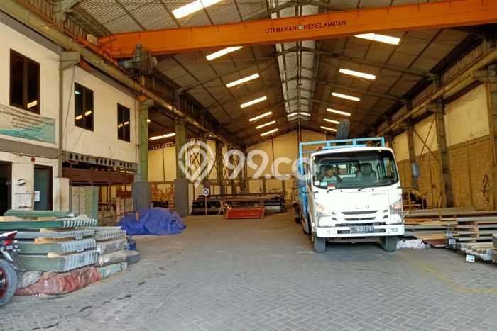Gudang Strategis di , Luas 1595m2m², Kawasan Komersial, Lokasi Ramai Gudang Strategis di , Luas 1595m2m², Kawasan Komersial, Lokasi Ramai