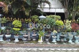 For Sale! Premium House LT 205m2 Desain Elegan di Semolowaru For Sale! Premium House LT 205m2 Desain Elegan di Semolowaru