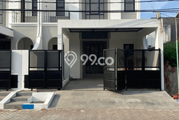 Hunian Elit LB 220m2 Siap Huni Desain Elegan di Pondok Tjandra, Sidoarjo Hunian Elit LB 220m2 Siap Huni Desain Elegan di Pondok Tjandra, Sidoarjo