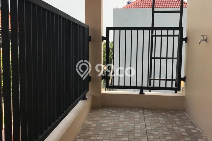 Kost Dijual Lokasi Strategis Keputih Surabaya 7 Kamar Tidur Kost Dijual Lokasi Strategis Keputih Surabaya 7 Kamar Tidur