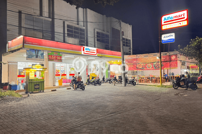 Unit Ruko Strategis di Wiyung, Surabaya Potensi Cuan Besar Unit Ruko Strategis di Wiyung, Surabaya Potensi Cuan Besar
