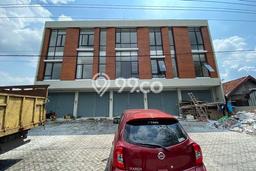 Ruko Bagus Dijual LB 176m2 Lokasi Strategis Surabaya Area Cocok untuk Berbisnis Ruko Bagus Dijual LB 176m2 Lokasi Strategis Surabaya Area Cocok untuk Berbisnis
