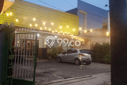 Rumah Luxury di Surabaya Strategis Kondisi Baik Rumah Luxury di Surabaya Strategis Kondisi Baik