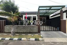 For Sale! Luxury House LT 220m2 Desain Elegan di Darmo Permai For Sale! Luxury House LT 220m2 Desain Elegan di Darmo Permai