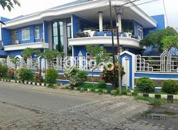 Rumah Elit Modern Tanpa Renovasi di Jemursari Surabaya Rumah Elit Modern Tanpa Renovasi di Jemursari Surabaya