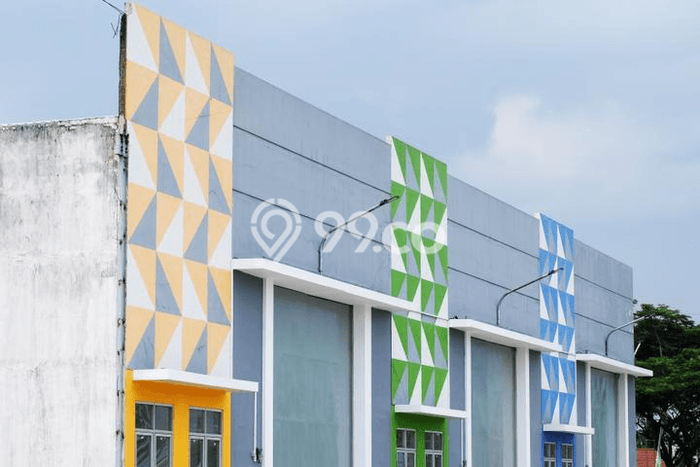 Area Ramai! Gudang Dijual di Buduran untuk Bisnis Luas Bangunan 597m2 Area Ramai! Gudang Dijual di Buduran untuk Bisnis Luas Bangunan 597m2