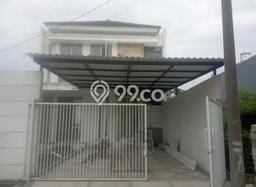 For Sale Rumah 3 Kamar Lokasi Ideal Bagus dan Strategis di Tenggilis Mejoyo For Sale Rumah 3 Kamar Lokasi Ideal Bagus dan Strategis di Tenggilis Mejoyo