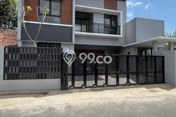 Rumah Siap Disurvey di Mlati, Sleman, LT 124m2m² Bangunan 165m2m² Rumah Siap Disurvey di Mlati, Sleman, LT 124m2m² Bangunan 165m2m²