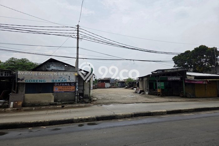 Tanah Dijual Lokasi Strategis di Tangerang Selatan dengan Luas 2250m2 Tanah Dijual Lokasi Strategis di Tangerang Selatan dengan Luas 2250m2
