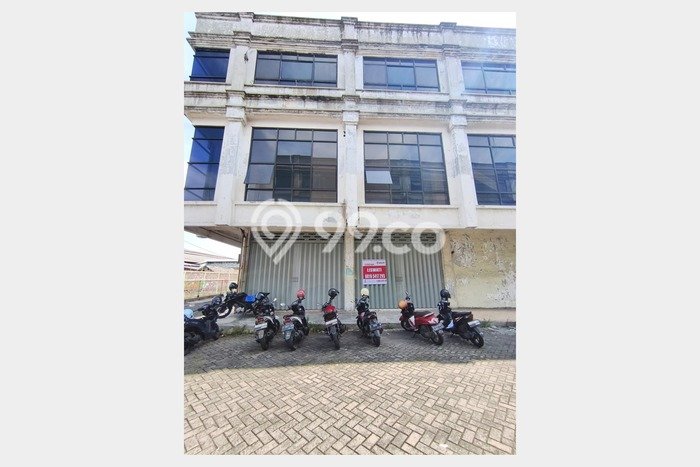 Untuk Disewa Ruko di Rungkut Surabaya LT 85m2, LB 255m2 Untuk Disewa Ruko di Rungkut Surabaya LT 85m2, LB 255m2