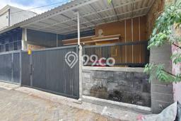 Dijual Segera Rumah Terawat di Kawasan Jambangan, Surabaya Dijual Segera Rumah Terawat di Kawasan Jambangan, Surabaya