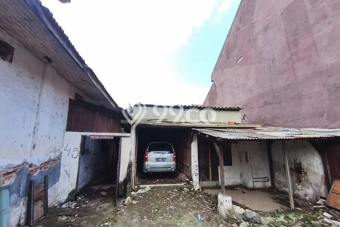 Sewa cepat hunian minimalis strategis 4 Kamar di Tambaksari, Surabaya Sewa cepat hunian minimalis strategis 4 Kamar di Tambaksari, Surabaya