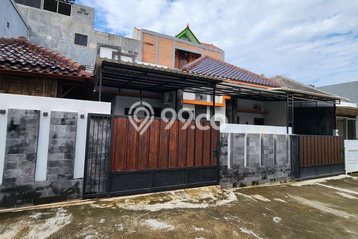 For Sale Rumah 3 Kamar Lokasi Ideal Nyaman dan Strategis di Gajah Mungkur For Sale Rumah 3 Kamar Lokasi Ideal Nyaman dan Strategis di Gajah Mungkur