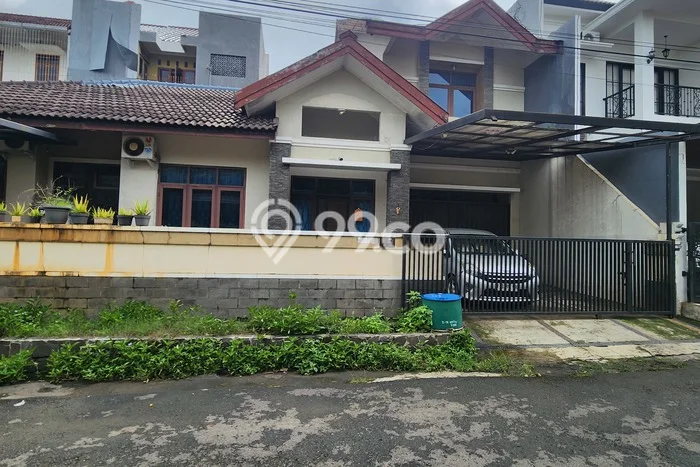 Jual Rumah Modern 4 KT di Bukit Sari, Semarang Jual Rumah Modern 4 KT di Bukit Sari, Semarang