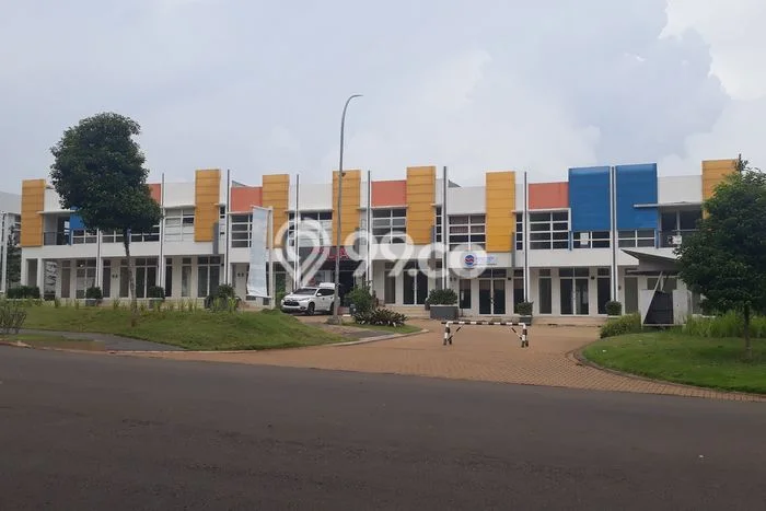 Ruko Lokasi Strategis di , Luas 90m2m², Mainroad Ruko Lokasi Strategis di , Luas 90m2m², Mainroad