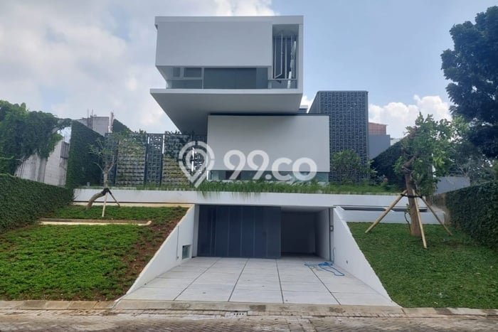 Rumah Mewah Siap Huni LT 600m2 di Candisari, Semarang Rumah Mewah Siap Huni LT 600m2 di Candisari, Semarang