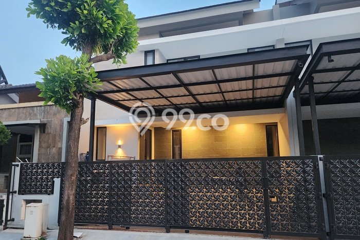 Jual Rumah Luas Elegan Dengan View Cantik di Candi Golf, Semarang Jual Rumah Luas Elegan Dengan View Cantik di Candi Golf, Semarang