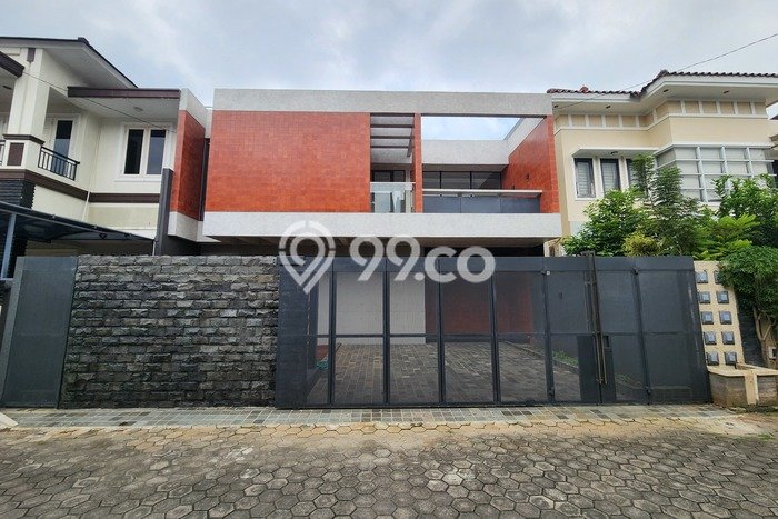For Sale Rumah Mewah Exclusive di Gajah Mungkur, Semarang For Sale Rumah Mewah Exclusive di Gajah Mungkur, Semarang
