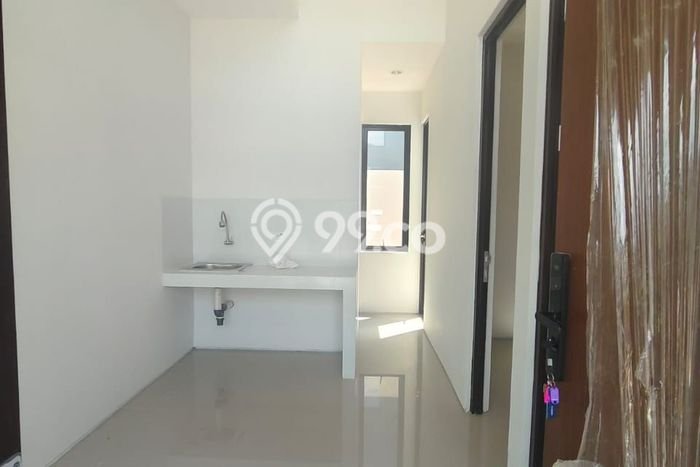 Rumah Modern Minimalis 2 KT Bisa Langsung Pindah di BSD Rumah Modern Minimalis 2 KT Bisa Langsung Pindah di BSD