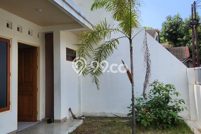 Rumah Bisa KPR 4 Kamar Tidur di Ketileng, Keamanan 24 Jam, Semarang Rumah Bisa KPR 4 Kamar Tidur di Ketileng, Keamanan 24 Jam, Semarang