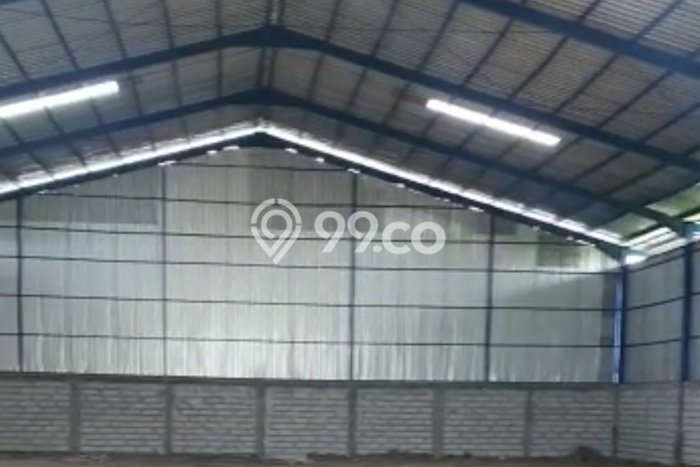 POTENSI BESAR! Gudang di Kaliwungu, Luas 1050m², Pusat Komersial POTENSI BESAR! Gudang di Kaliwungu, Luas 1050m², Pusat Komersial
