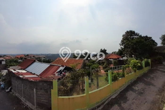 Dijual Rumah Luas Elegan Dengan View Eksklusif di Srondol, Semarang Dijual Rumah Luas Elegan Dengan View Eksklusif di Srondol, Semarang