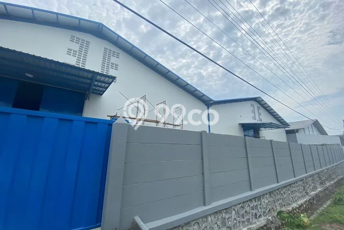Disewakan Gudang komersial di Semarang Barat luas bangunan 1500m2 Disewakan Gudang komersial di Semarang Barat luas bangunan 1500m2