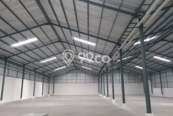 Disewakan Gudang di Kawasan Ramai Salatiga Luas 1500m2 Disewakan Gudang di Kawasan Ramai Salatiga Luas 1500m2