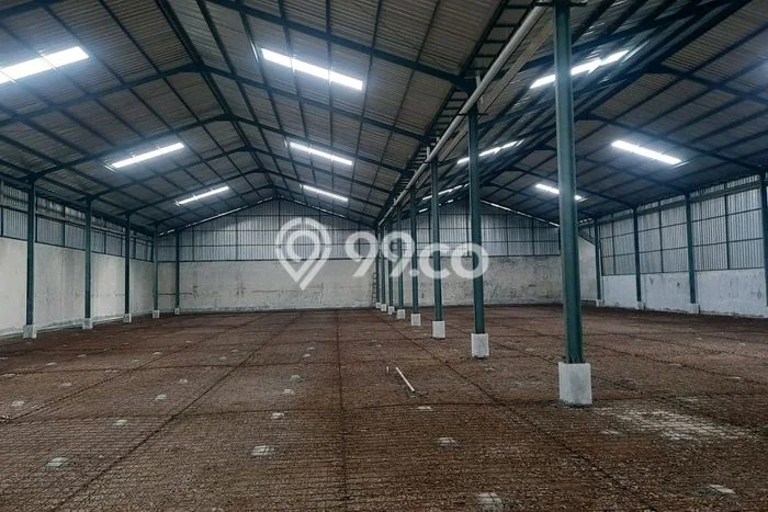 Disewakan Gudang di Kawasan Ramai Salatiga Luas 1500m2 Disewakan Gudang di Kawasan Ramai Salatiga Luas 1500m2