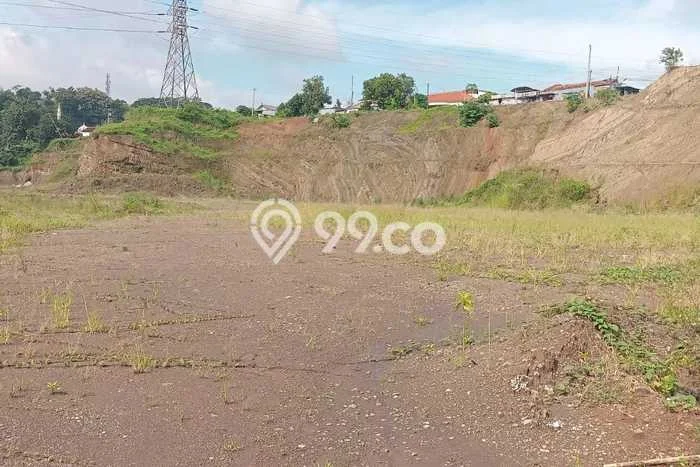 Lahan Strategis di Semarang Barat Semarang Disewakan dengan Luas 2500m2 Lahan Strategis di Semarang Barat Semarang Disewakan dengan Luas 2500m2