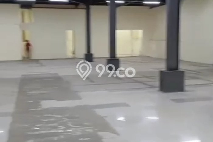 Ruko untuk Disewa di Pusat Semarang Luas Bangunan 1100m2 Ruko untuk Disewa di Pusat Semarang Luas Bangunan 1100m2