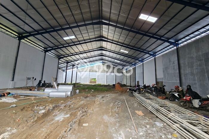 Gudang paling strategis disewakan di Ngaliyan Semarang Gudang paling strategis disewakan di Ngaliyan Semarang