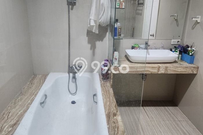 Ruko Dijual Lokasi Emas di Semarang Selatan Luas 400m2 Ruko Dijual Lokasi Emas di Semarang Selatan Luas 400m2
