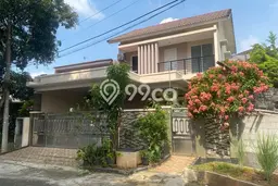 Ready to Use! Premium House LT 270m2 Desain Elegan di Harapan Baru Ready to Use! Premium House LT 270m2 Desain Elegan di Harapan Baru