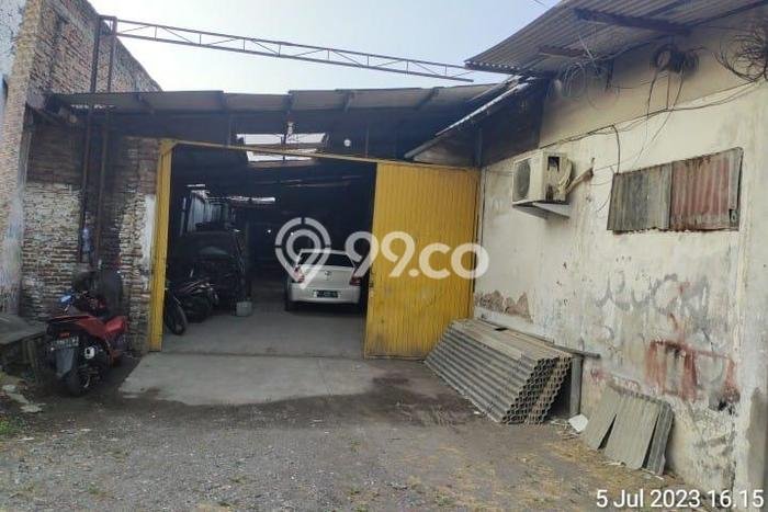 LOKASI STRATEGIS! Gudang Kawasan , Luas 696m2m², Area Komersial LOKASI STRATEGIS! Gudang Kawasan , Luas 696m2m², Area Komersial