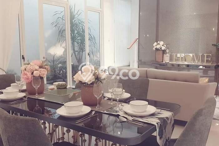 Rumah Elit LB 203m2 Siap Huni Desain Elegan di Pakuwon City, Surabaya Rumah Elit LB 203m2 Siap Huni Desain Elegan di Pakuwon City, Surabaya