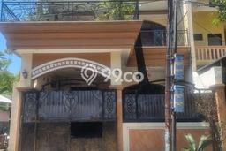 Rumah Siap Huni 5 KT 3 KM di Dukuh Kupang, Surabaya Rumah Siap Huni 5 KT 3 KM di Dukuh Kupang, Surabaya