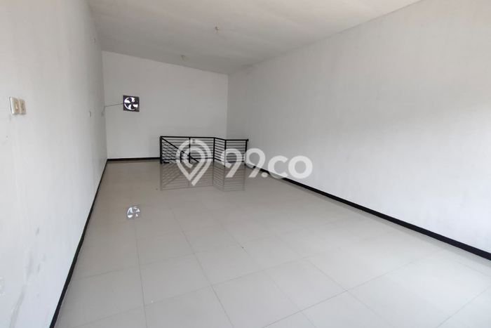 Ruko Dijual Lokasi Emas di Rungkut Luas 50m2 Ruko Dijual Lokasi Emas di Rungkut Luas 50m2