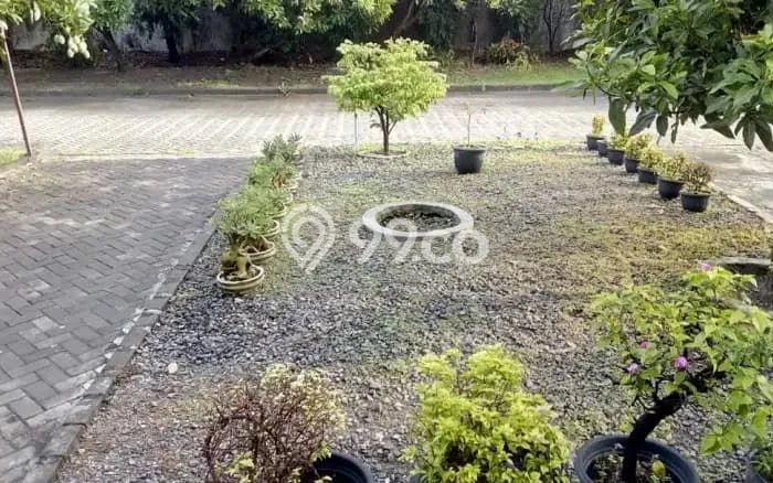 Rumah Strategis Modern Lb 150m2 di Kebomas, Gresik Rumah Strategis Modern Lb 150m2 di Kebomas, Gresik