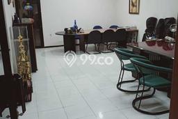 Ruko Dijual di Surabaya LT 69m2 & LB 230m2 Lokasi Terbaik! Ruko Dijual di Surabaya LT 69m2 & LB 230m2 Lokasi Terbaik!
