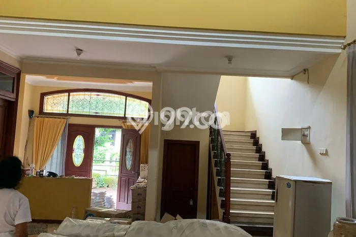 Hunian Eksklusif Siap Huni LT 270m2 di Mayjen Sungkono, Surabaya Hunian Eksklusif Siap Huni LT 270m2 di Mayjen Sungkono, Surabaya