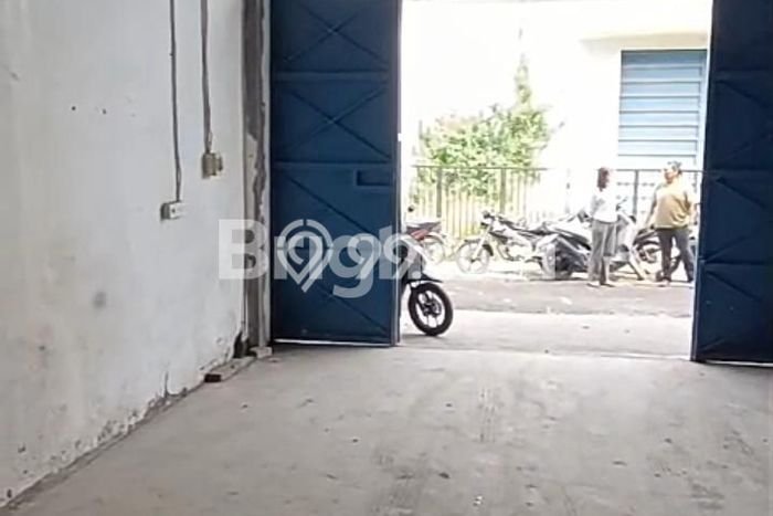 Unit Gudang Dijual di Kenjeran Surabaya 675m2 Unit Gudang Dijual di Kenjeran Surabaya 675m2