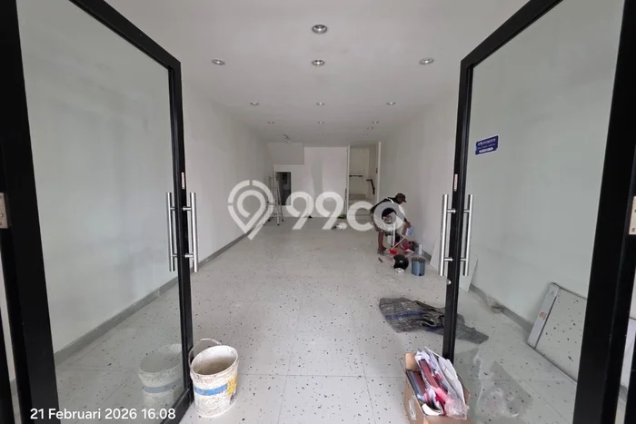 Unit Komersial Disewakan di Surabaya Kawasan Strategis Harga Kompetitif Unit Komersial Disewakan di Surabaya Kawasan Strategis Harga Kompetitif