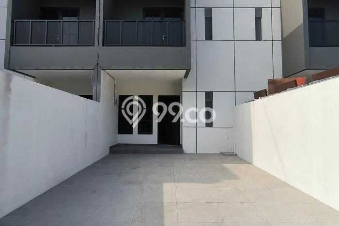 Jual Rumah Favorit Siap Huni LB 140m2 di Tambaksari, Surabaya Jual Rumah Favorit Siap Huni LB 140m2 di Tambaksari, Surabaya