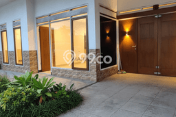 Dijual Cepat Rumah Favorit Siap Huni LB 150m2 di Klojen, Malang Dijual Cepat Rumah Favorit Siap Huni LB 150m2 di Klojen, Malang